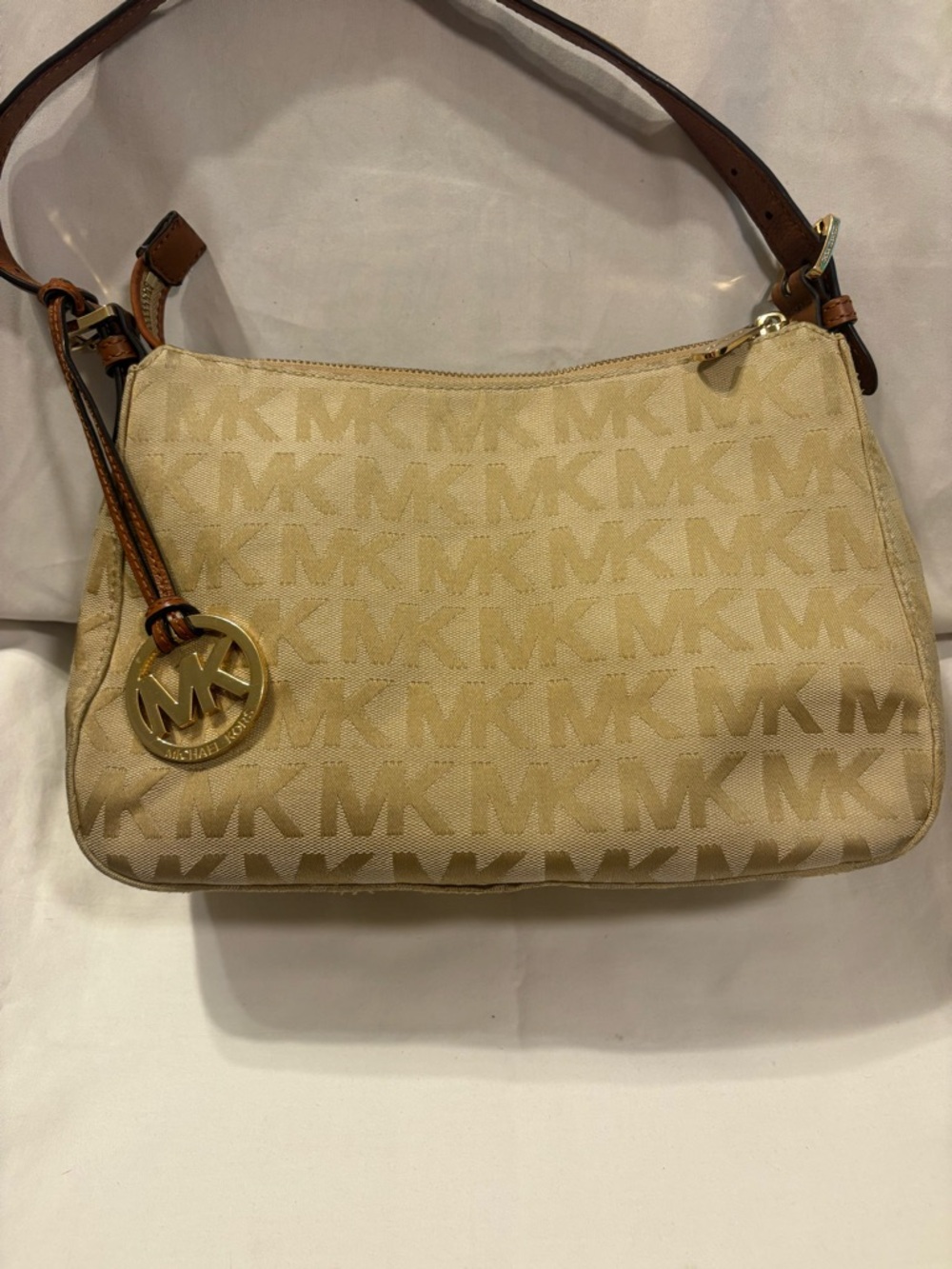 Michael Kors Tan Shoulder Bag – Signature Style